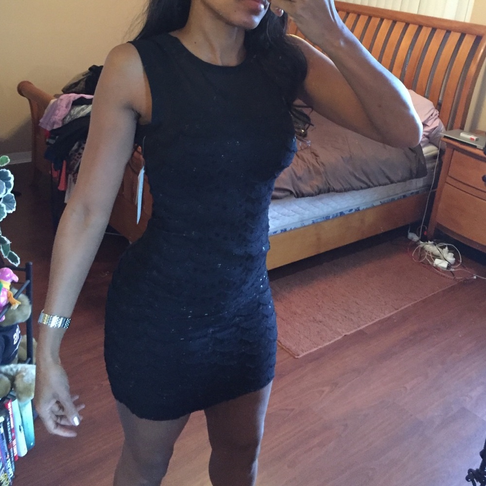 Nicole Miller little black dress size 6
